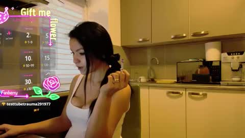 missbya online show from October 21, 5:12 am