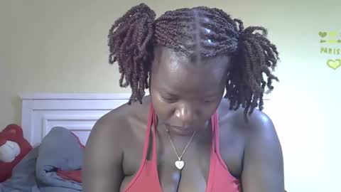 misscandy352_ online show from April 19, 6:32 pm