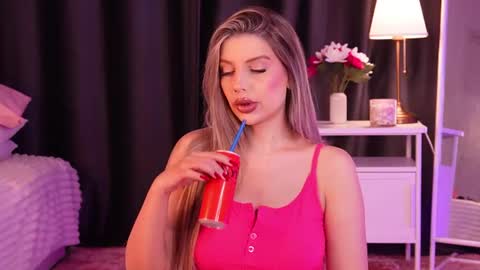 Claire online show from July 8, 7:17 pm
