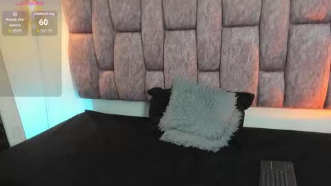 dahlia online show from January 16, 2:15 pm