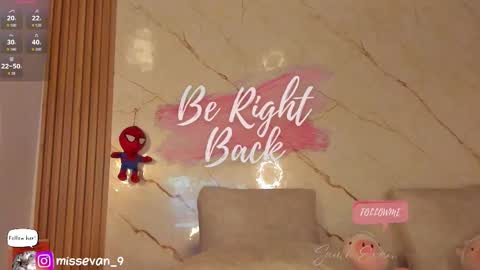 Sami Evan online show from November 6, 2:09 pm