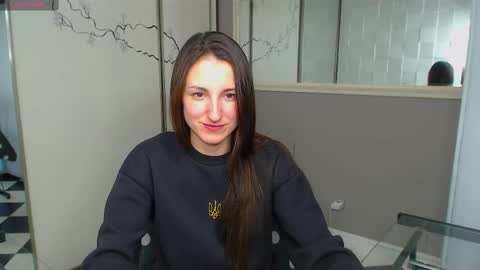 Snapshot of missis_sofiia chatting on February 21, 1:22 pm Sofia online show from February 21, 1:22 pm