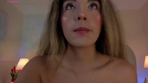 Snapshot of missisabella1 chatting on October 10, 12:44 pm Bella Castillo online show from October 10, 12:44 pm