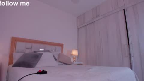 A N N Y online show from October 18, 3:22 am