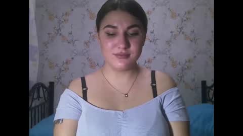 Lisa online show from April 24, 1:40 am