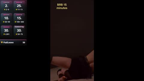 misskristel online show from November 4, 9:54 am