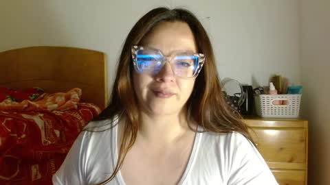 Snapshot of misslady__eva chatting on March 12, 2:20 am eva online show from March 12, 2:20 am