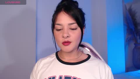 Snapshot of missmariana_ chatting on September 10, 12:11 am missmariana_ online show from September 10, 12:11 am