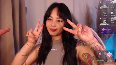 Snapshot of missmariana_ chatting on September 19, 12:48 am missmariana_ online show from September 19, 12:48 am