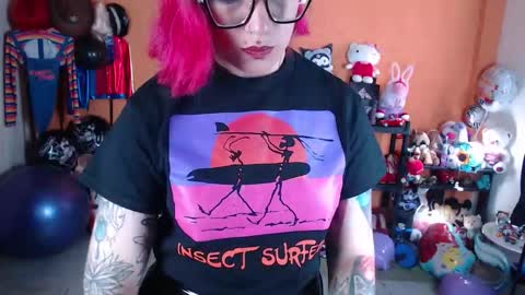 Miss Mia online show from October 13, 2:30 pm