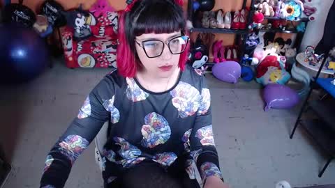 Miss Mia online show from October 14, 2:42 pm