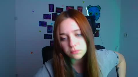 Mia online show from January 8, 12:44 pm