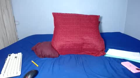 Snapshot of missmimmi69 chatting on September 20, 7:44 am mimmi online show from September 20, 7:44 am