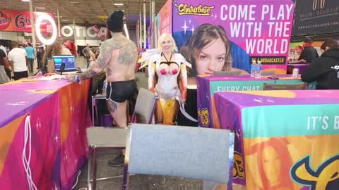 Luna online show from December 8, 9:08 pm