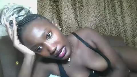 pretty gal online show from November 22, 5:22 pm