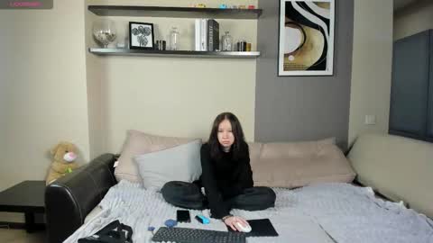 Snapshot of missqwerty_ chatting on September 28, 10:02 am BrainMia online show from September 28, 10:02 am