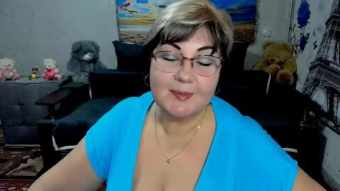 Snapshot of missritabella chatting on February 12, 7:13 pm Rita online show from February 12, 7:13 pm