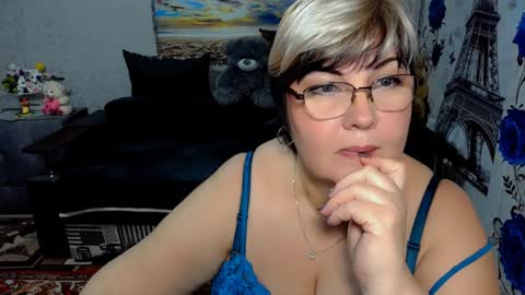 Snapshot of missritabella chatting on January 27, 7:03 pm Rita online show from January 27, 7:03 pm