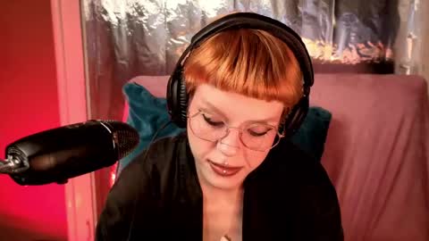 Tacodeluxe online show from April 16, 2:33 am