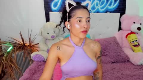 Snapshot of misstexass_ chatting on January 22, 5:49 pm Natalie Texass indepedent model online show from January 22, 5:49 pm