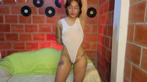 IG MISSVENUSS1 online show from January 10, 6:30 am