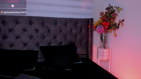 Miss online show from March 7, 11:27 pm