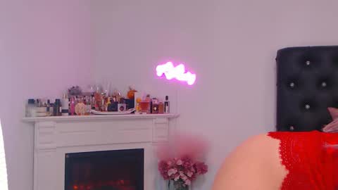 Snapshot of missycrystal chatting on October 11, 6:55 pm Crystal online show from October 11, 6:55 pm