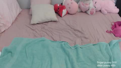 Snapshot of missyinpinkk chatting on February 15, 6:12 am Missy online show from February 15, 6:12 am