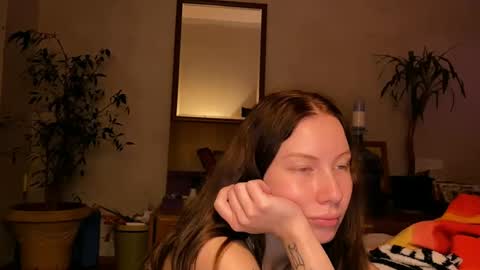 Snapshot of misszlataa chatting on October 17, 5:06 pm Zlata online show from October 17, 5:06 pm