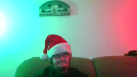 Snapshot of mister_dj777 chatting on December 14, 5:29 am MisterDJ online show from December 14, 5:29 am