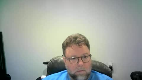 Snapshot of mister_happy567 chatting on October 15, 7:10 am Mr. Happy online show from October 15, 7:10 am