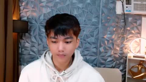 Snapshot of mister_officer chatting on February 17, 2:31 am SAINT SACHI  will make your day  online show from February 17, 2:31 am