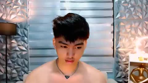Snapshot of mister_officer chatting on February 5, 4:36 pm SAINT SACHI  will make your day  online show from February 5, 4:36 pm