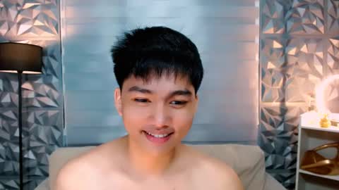 Snapshot of mister_officer chatting on December 28, 4:09 pm SAINT SACHI  will make your day  online show from December 28, 4:09 pm
