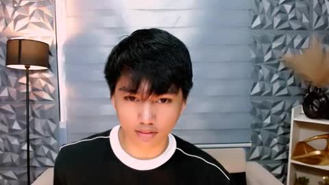 Snapshot of mister_officer chatting on December 19, 5:18 pm SAINT SACHI  will make your day  online show from December 19, 5:18 pm