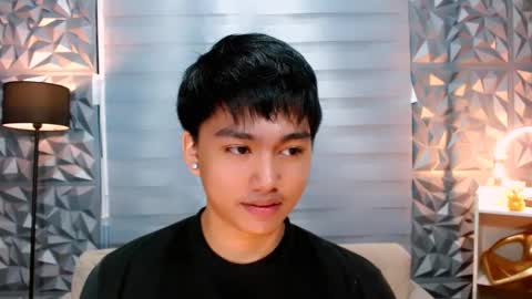 Snapshot of mister_officer chatting on January 17, 11:38 am SAINT SACHI  will make your day  online show from January 17, 11:38 am