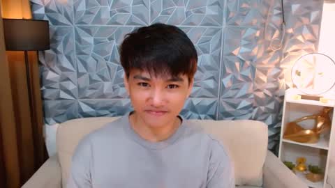 Snapshot of mister_officer chatting on February 28, 9:15 am SAINT SACHI  will make your day  online show from February 28, 9:15 am