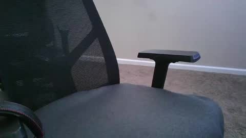 Julius online show from April 4, 5:42 pm