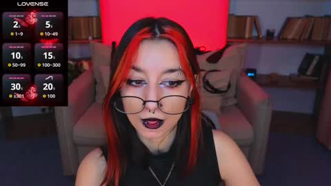 Marcelline online show from November 29, 10:56 am