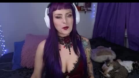       online show from October 29, 3:08 am