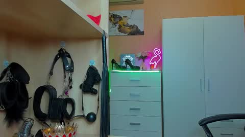 Mistress Kristi online show from September 22, 8:24 pm