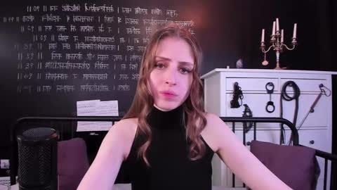 Snapshot of mistress_marlene chatting on February 25, 10:26 am Mistress Marlene online show from February 25, 10:26 am