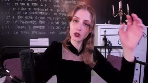 Snapshot of mistress_marlene chatting on February 19, 3:16 pm Mistress Marlene online show from February 19, 3:16 pm