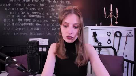 Snapshot of mistress_marlene chatting on February 23, 10:39 am Mistress Marlene online show from February 23, 10:39 am