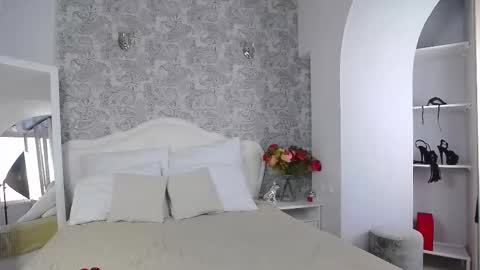 Snapshot of mistress_pamela_ chatting on October 7, 12:45 pm Mistress Pamela online show from October 7, 12:45 pm