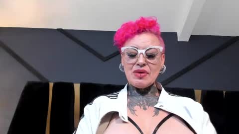 Sandy Mistress  online show from June 26, 10:04 pm