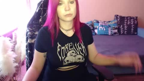 Snapshot of mistressbailey_x chatting on September 22, 11:58 am Miss Bailey online show from September 22, 11:58 am