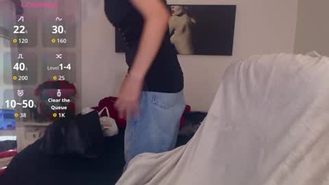 Snapshot of mistressevelyn_ chatting on October 20, 5:45 am MistressEvelyn online show from October 20, 5:45 am