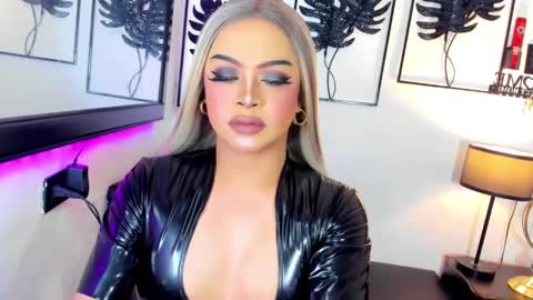 Call me MISS JAS online show from June 3, 11:46 am
