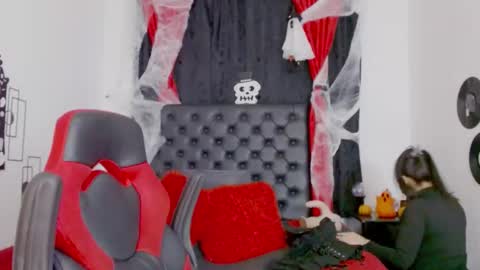 Snapshot of mistresslombana_666 chatting on October 19, 5:34 am Mistresslombana online show from October 19, 5:34 am